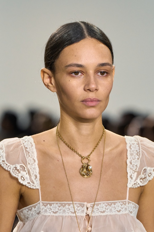 مجموعة Chloe لخريف وشتاء 2025