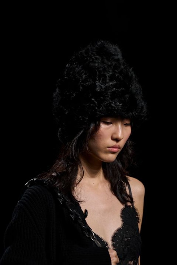  مجموعة Dolce & Gabbana لخريف وشتاء 2025 في ميلانو