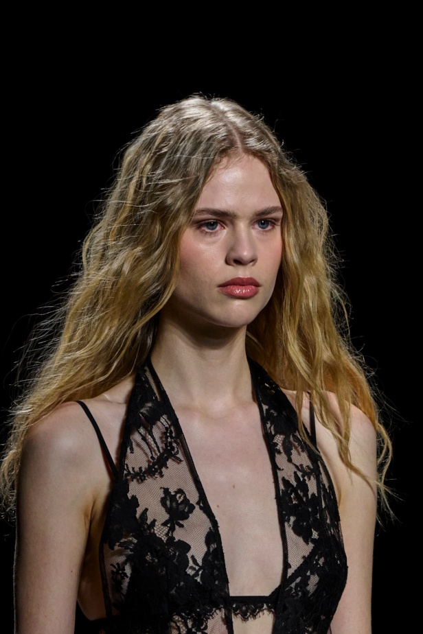  مجموعة Dolce & Gabbana لخريف وشتاء 2025 في ميلانو