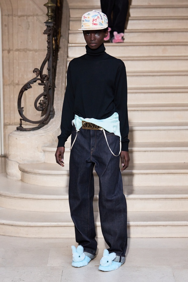 Kenzo تحيي أسلوب البانك في مجموعة خريف وشتاء 2025