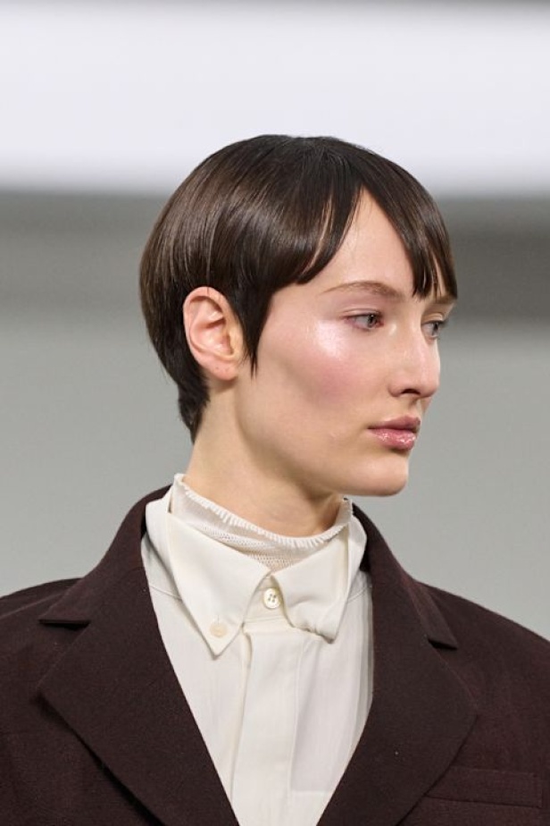 مجموعة Issey Miyake لخريف وشتاء 2025 في باريس