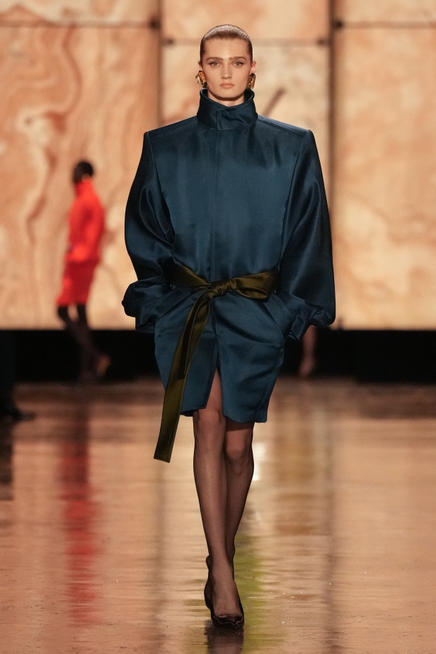 مجموعة سان لوران لشتاء 2025 في باريس