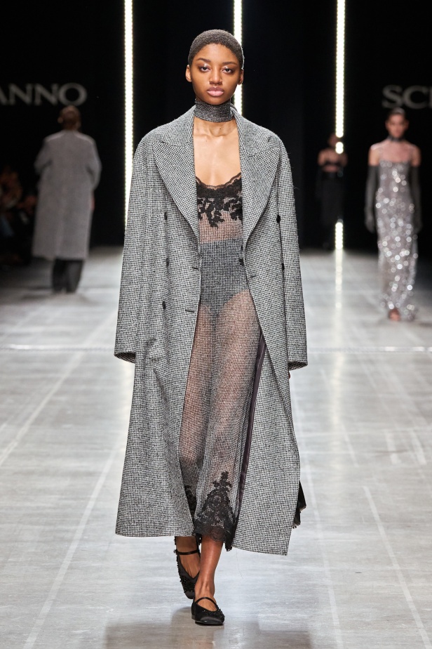 مجموعة Ermanno Scervino لخريف وشتاء 2025 