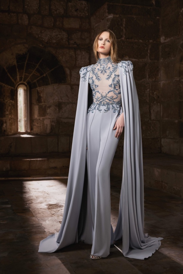 "من الحرير والصلب"... مجموعة طوني ورد لخريف وشتاء 2025 تستكشف التناقضات بلمسة من الرقي والأناقة