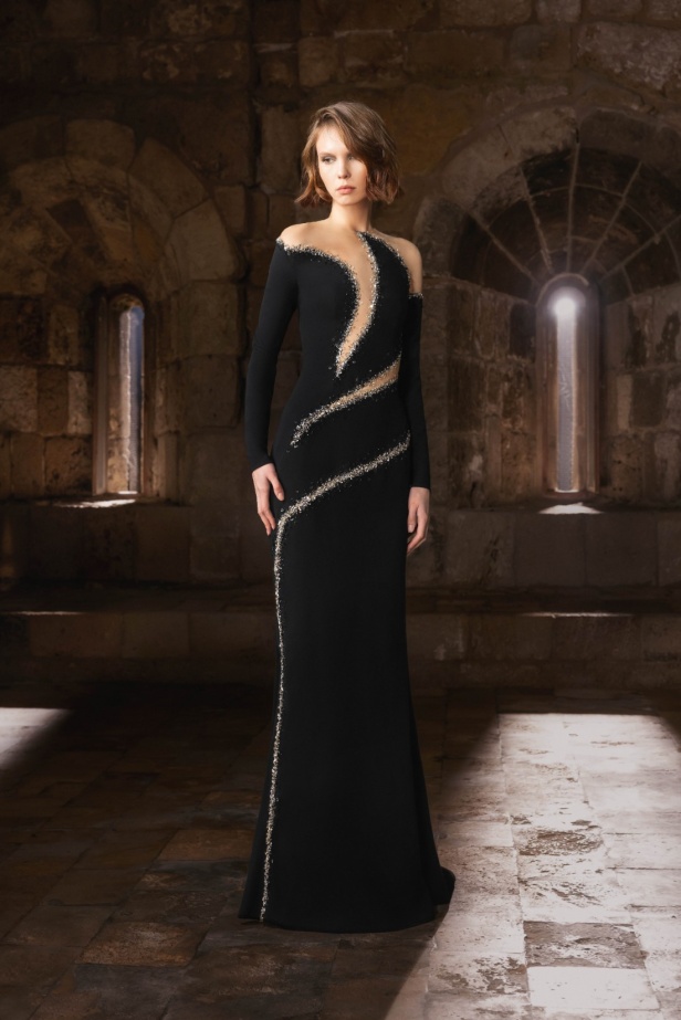 "من الحرير والصلب"... مجموعة طوني ورد لخريف وشتاء 2025 تستكشف التناقضات بلمسة من الرقي والأناقة