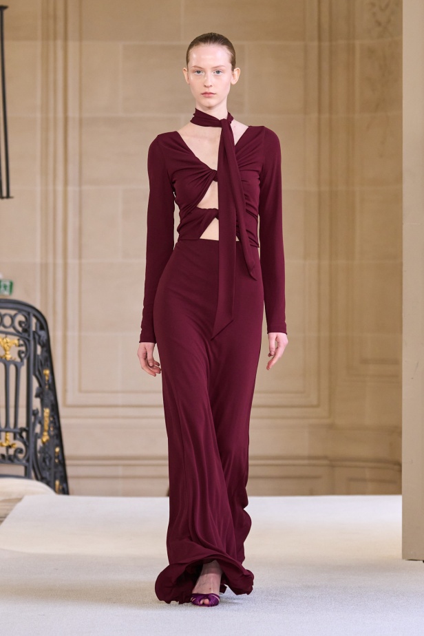 مجموعة Giambattista Valli لخريف وشتاء 2025