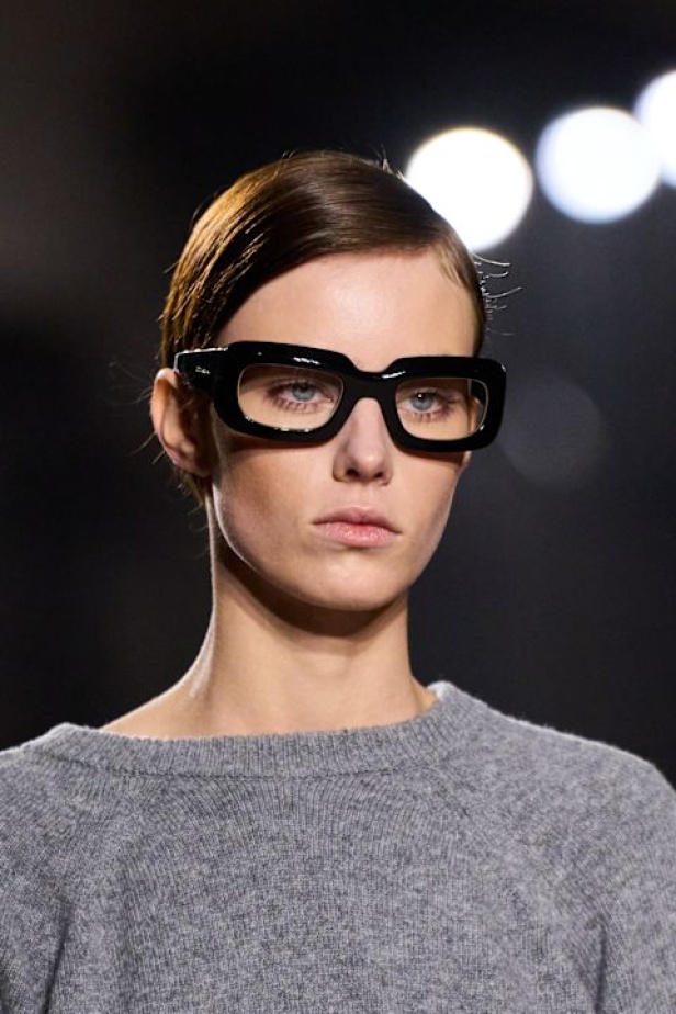  Victoria Beckham لخريف وشتاء 2025 في باريس