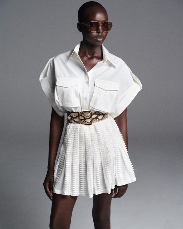 "من الفجر حتى الغسق"... أناقة مجموعة إيلي صعب Resort 2026 لكل لحظة