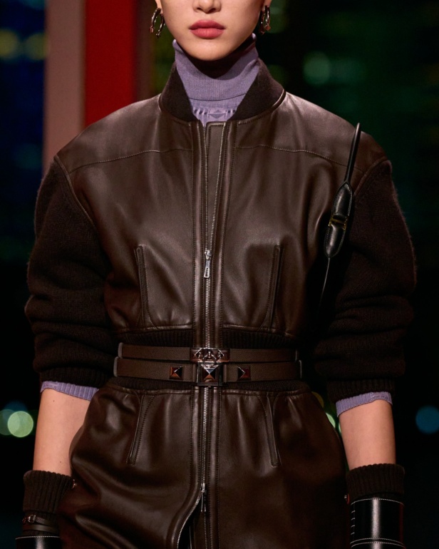 Hermès تكتب فصلًا ثانيًا في شنغهاي... مجموعة خريف وشتاء 2025 مستعدة للانطلاق!