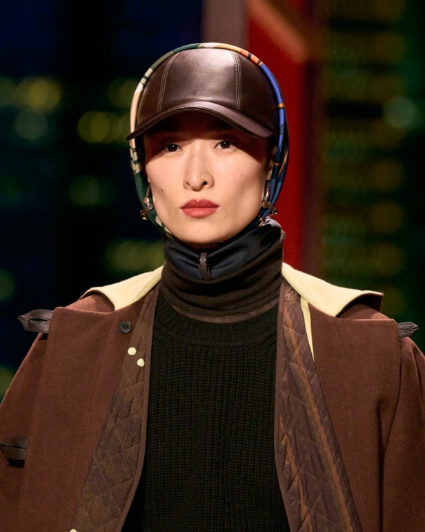 Hermès تكتب فصلًا ثانيًا في شنغهاي... مجموعة خريف وشتاء 2025 مستعدة للانطلاق!