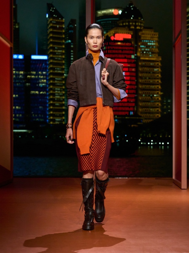 Hermès تكتب فصلًا ثانيًا في شنغهاي... مجموعة خريف وشتاء 2025 مستعدة للانطلاق!