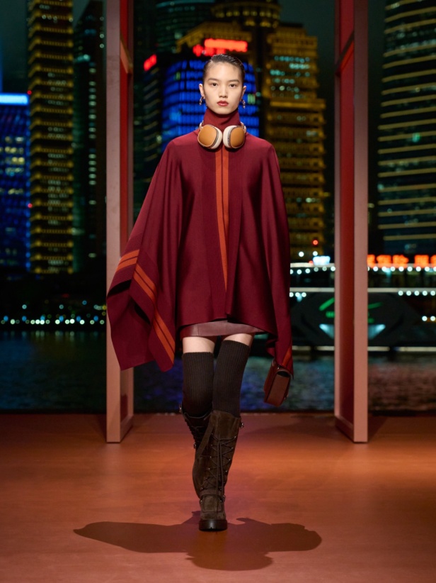 Hermès تكتب فصلًا ثانيًا في شنغهاي... مجموعة خريف وشتاء 2025 مستعدة للانطلاق!