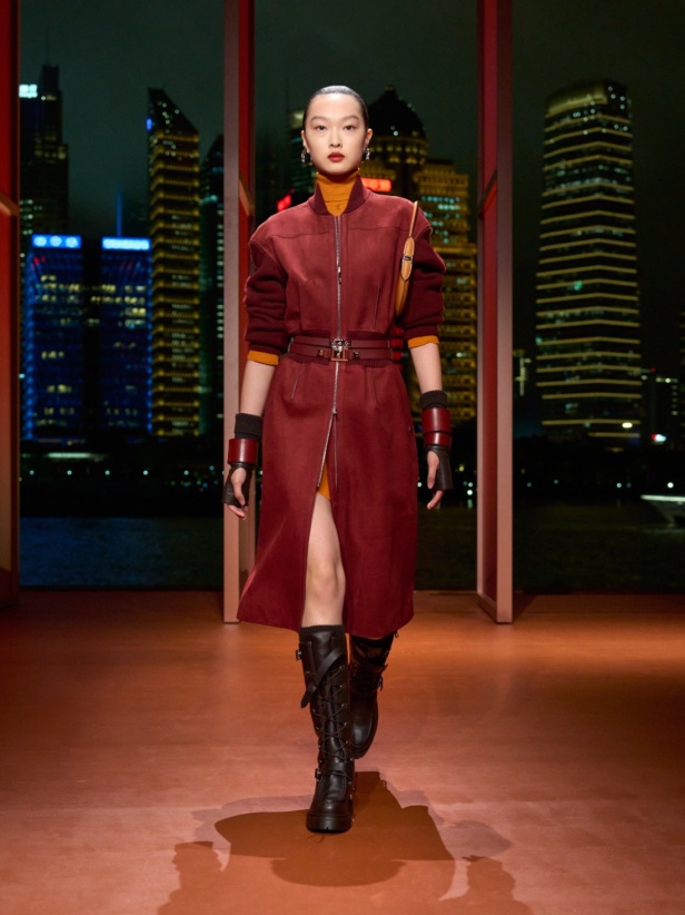 Hermès تكتب فصلًا ثانيًا في شنغهاي... مجموعة خريف وشتاء 2025 مستعدة للانطلاق!