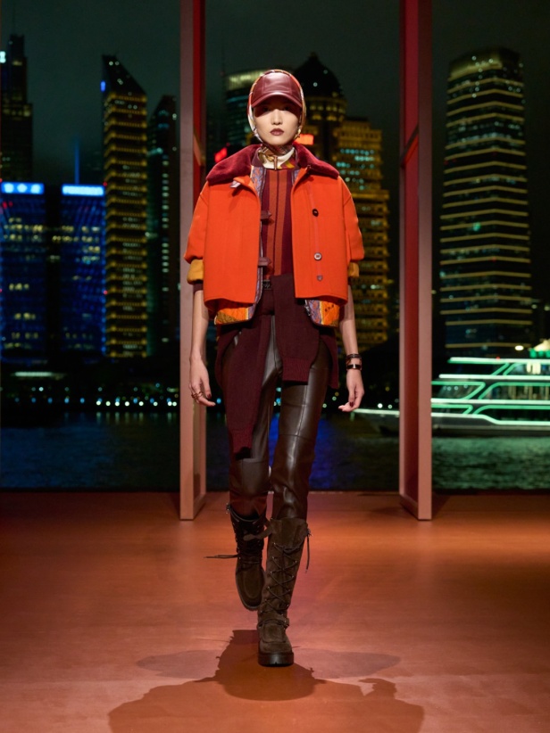 Hermès تكتب فصلًا ثانيًا في شنغهاي... مجموعة خريف وشتاء 2025 مستعدة للانطلاق!