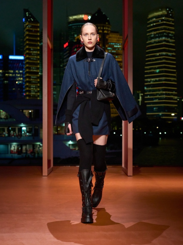 Hermès تكتب فصلًا ثانيًا في شنغهاي... مجموعة خريف وشتاء 2025 مستعدة للانطلاق!