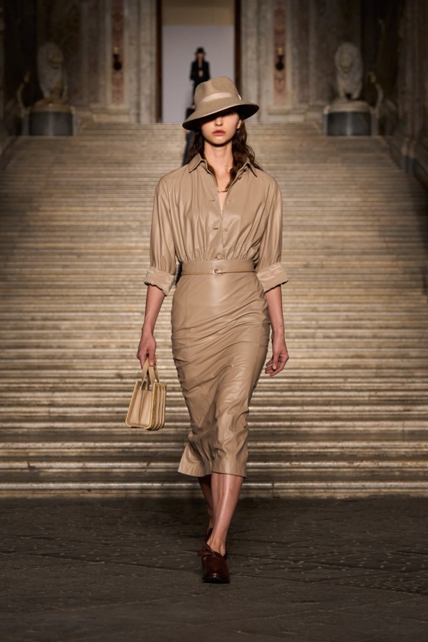 مجموعة Max Mara ريزورت 2026... احتفال بالأناقة الإيطالية الخالدة