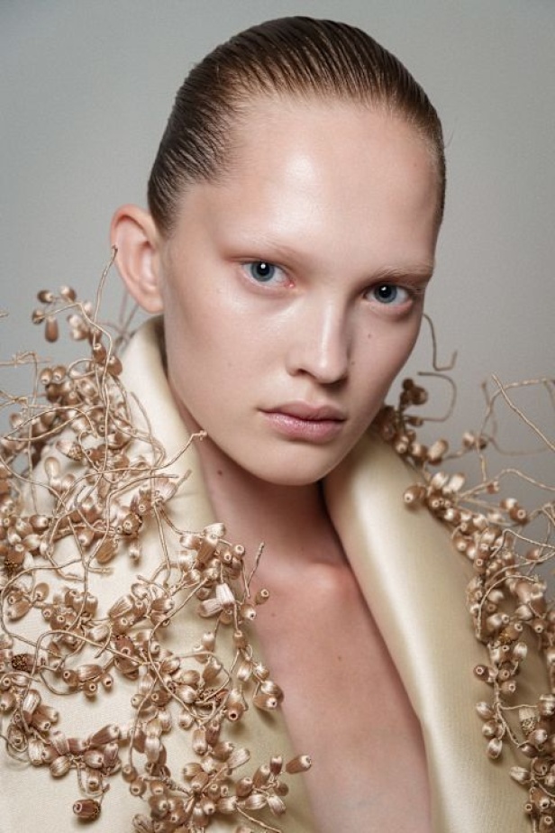 Ashi Studio خريف وشتاء 2025 للأزياء الراقية