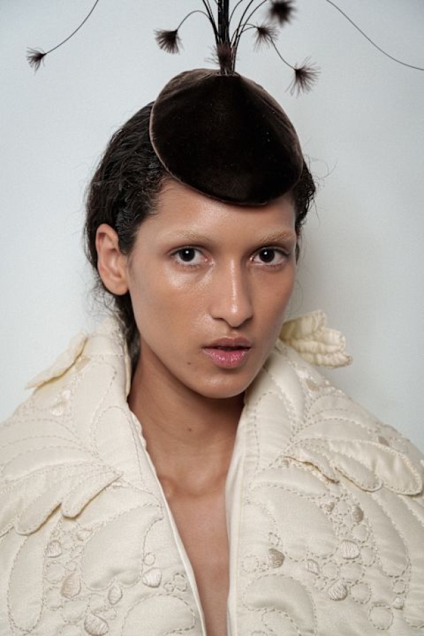 Ashi Studio خريف وشتاء 2025 للأزياء الراقية