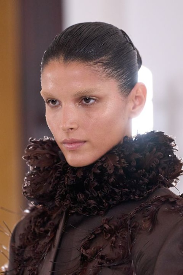 Ashi Studio خريف وشتاء 2025 للأزياء الراقية