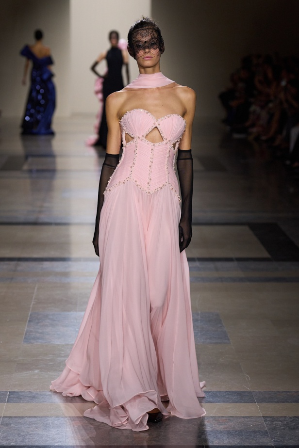 مجموعة George Chakra الراقية لخريف وشتاء 2025-2026