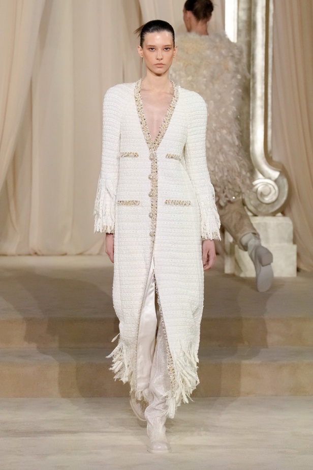 مجموعة Chanel للأزياء الراقية لموسم خريف وشتاء 2025-2026