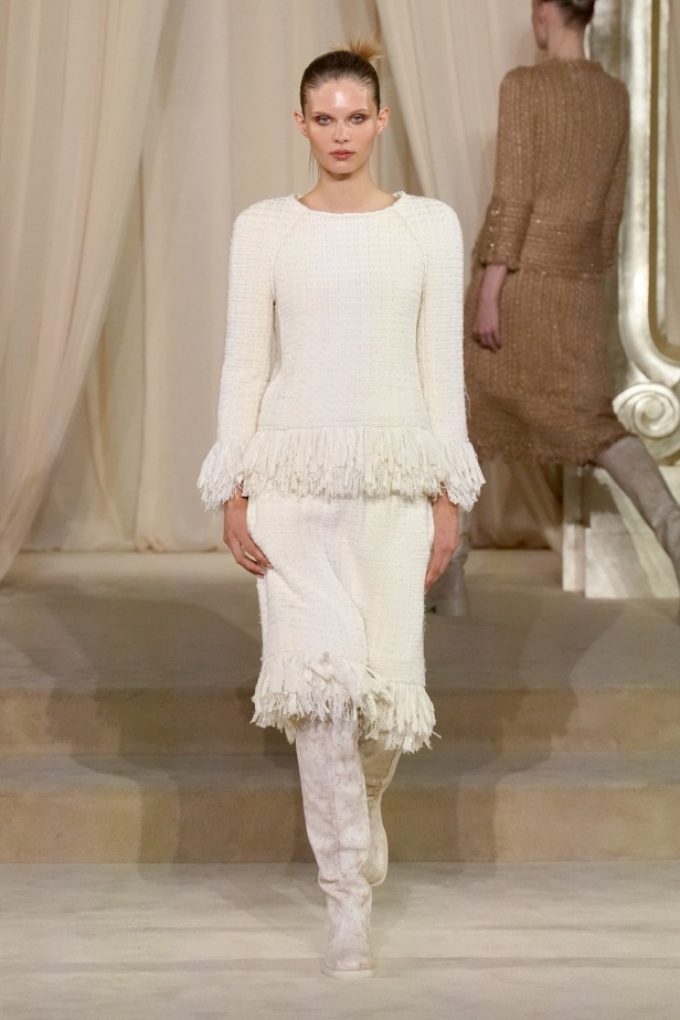 مجموعة Chanel للأزياء الراقية لموسم خريف وشتاء 2025-2026