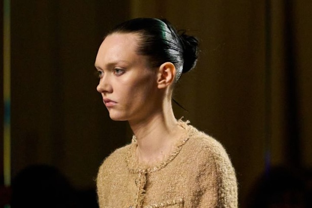 مجموعة Chanel للأزياء الراقية لموسم خريف وشتاء 2025-2026