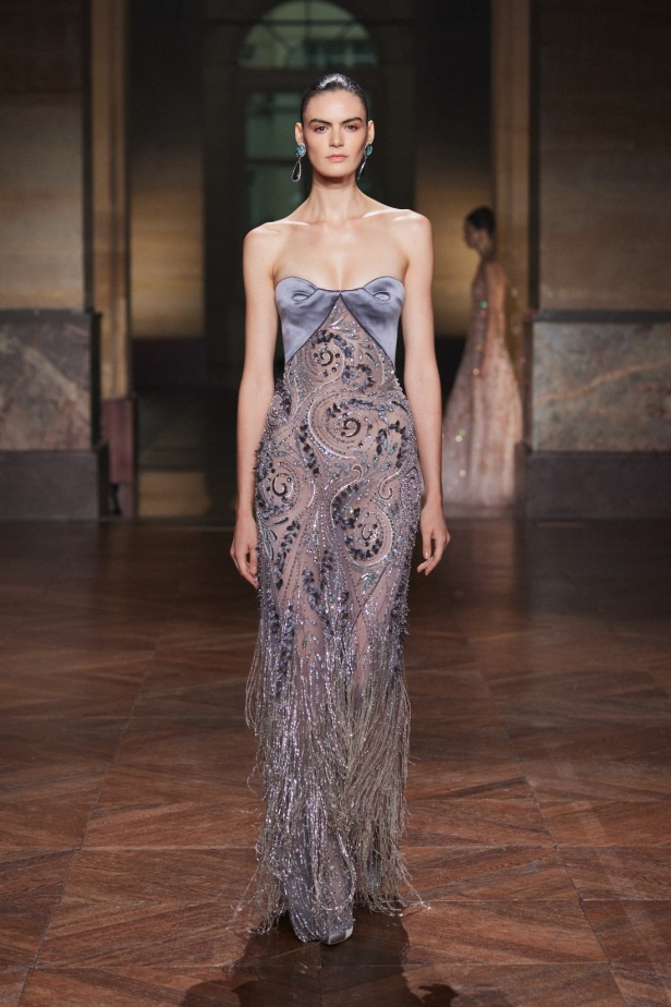 مجموعة جورج حبيقة "النظام الجديد" لخريف وشتاء 2025-2026.. عندما ينتصر الجمال على الفوضى (فيديو)