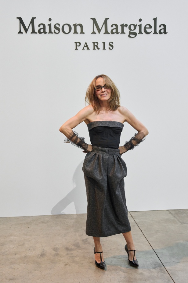 مجموعة ميزون مارجيلا للأزياء الراقية لخريف وشتاء 2026: بداية جديدة تحت قيادة غلين مارتنز