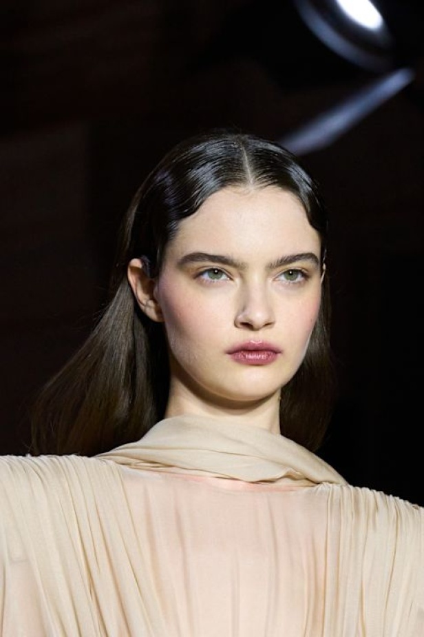 مجموعة Zuhair Murad الراقية لخريف وشتاء 2025