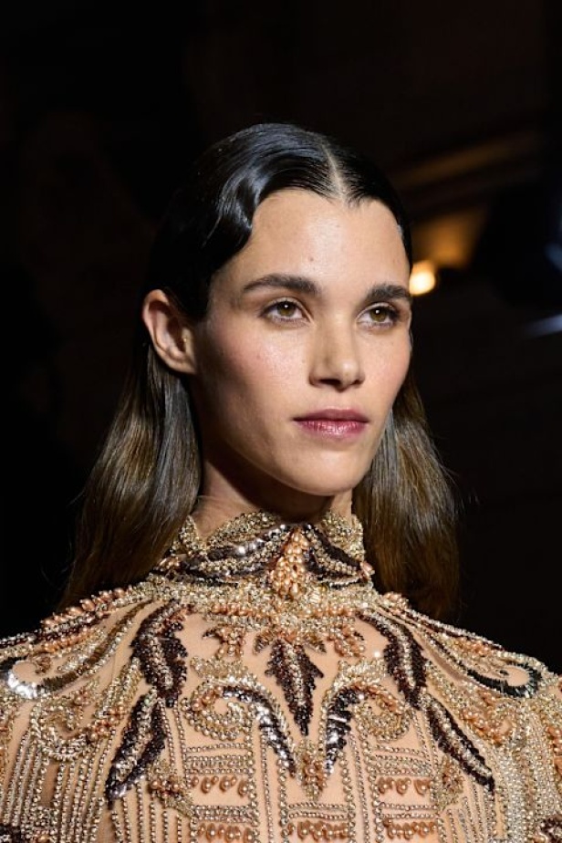 مجموعة Zuhair Murad الراقية لخريف وشتاء 2025