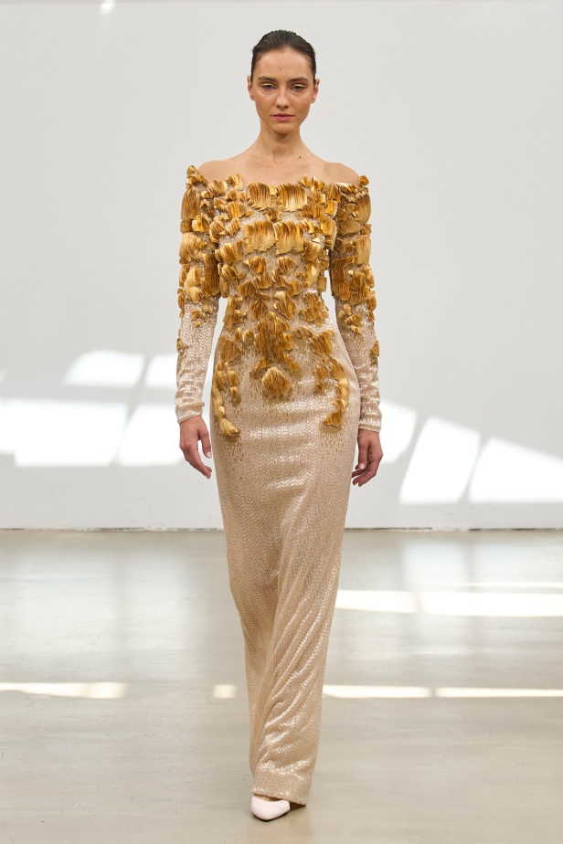 "حين تمشي دمشق على خشبة باريس"... رامي العلي يتحدّث لـ"هي" عن مجموعته لخريف وشتاء 2025 للأزياء الراقية: تقدير كبير ومسؤولية مضاعفة (فيديو)