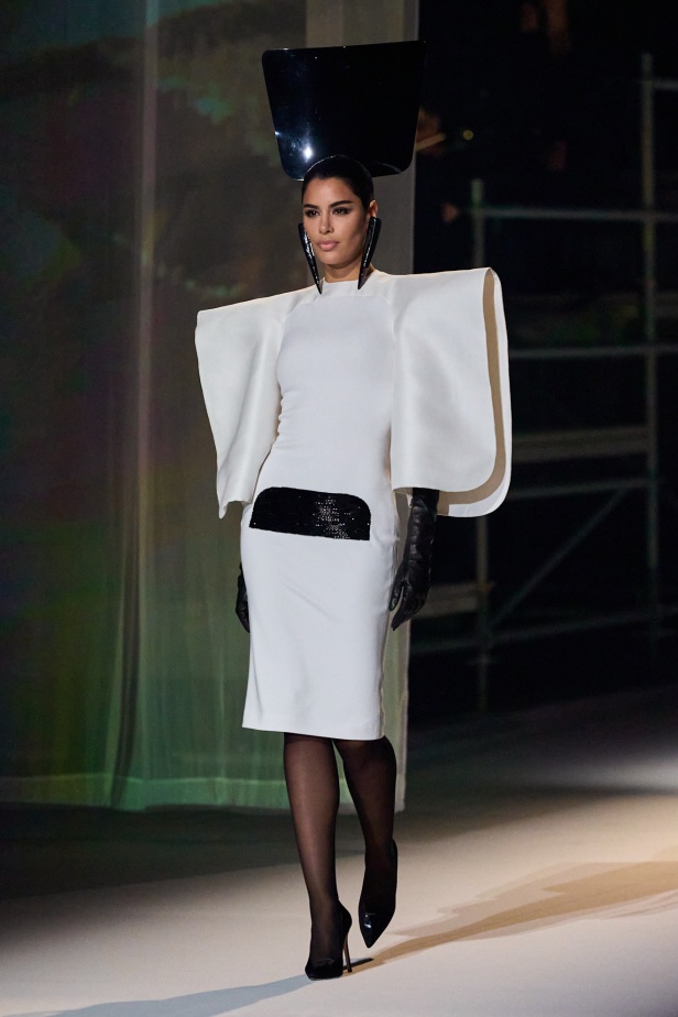 مجموعة Stephane Rolland للخياطة الراقية لخريف وشتاء 2025-2026