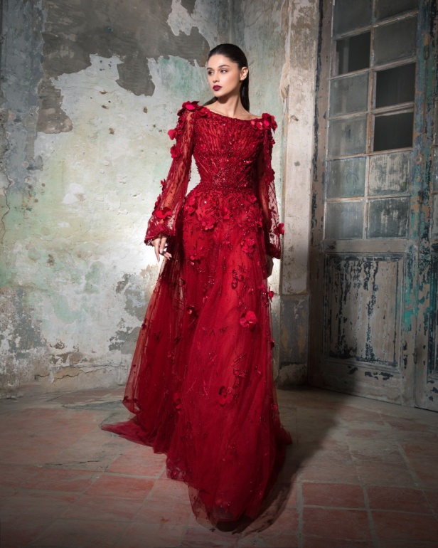 مجموعة زياد نكد للأزياء الفاحرة لخريف وشتاء 2026-2025... كنز ينبض بالأناقة ويحتفي بالإرث (فيديو) 