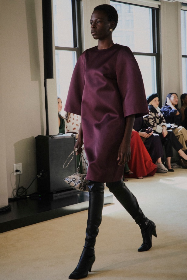 مجموعة Altuzarra لربيع وصيف 2026... اكتشاف الجمال في ما هو غير متوقع