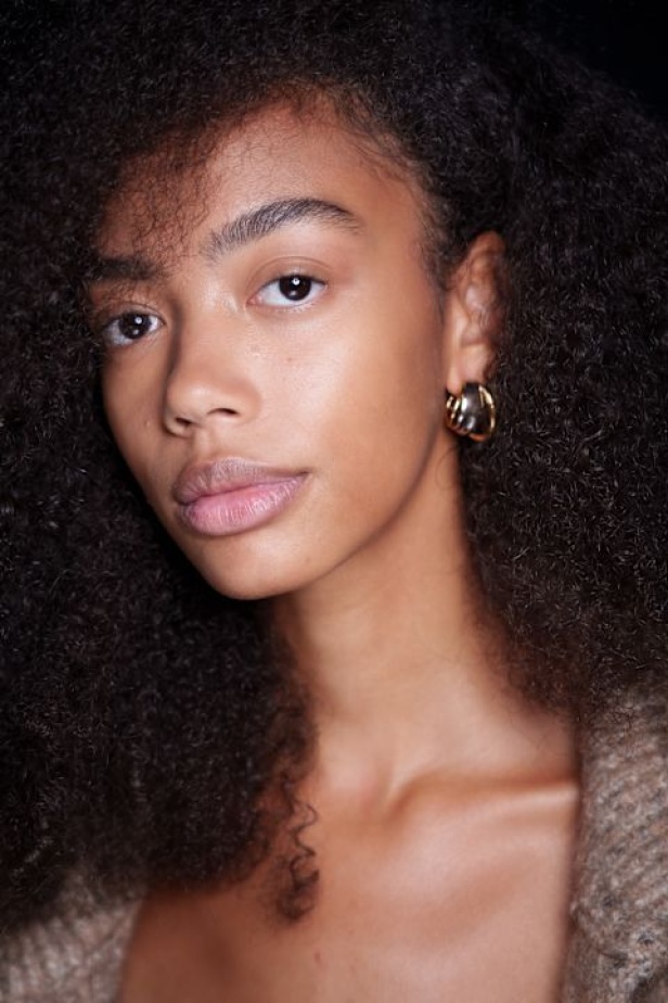 مجموعة Altuzarra لربيع وصيف 2026... اكتشاف الجمال في ما هو غير متوقع