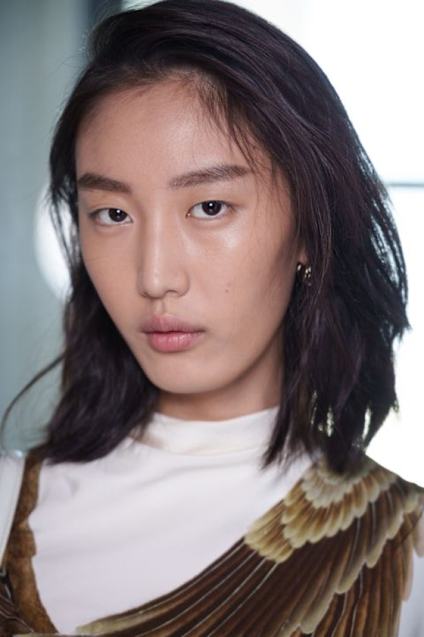 مجموعة Altuzarra لربيع وصيف 2026... اكتشاف الجمال في ما هو غير متوقع