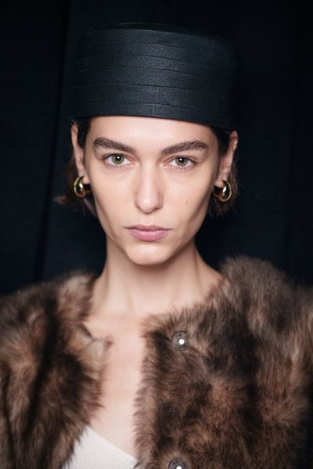 مجموعة Altuzarra لربيع وصيف 2026... اكتشاف الجمال في ما هو غير متوقع