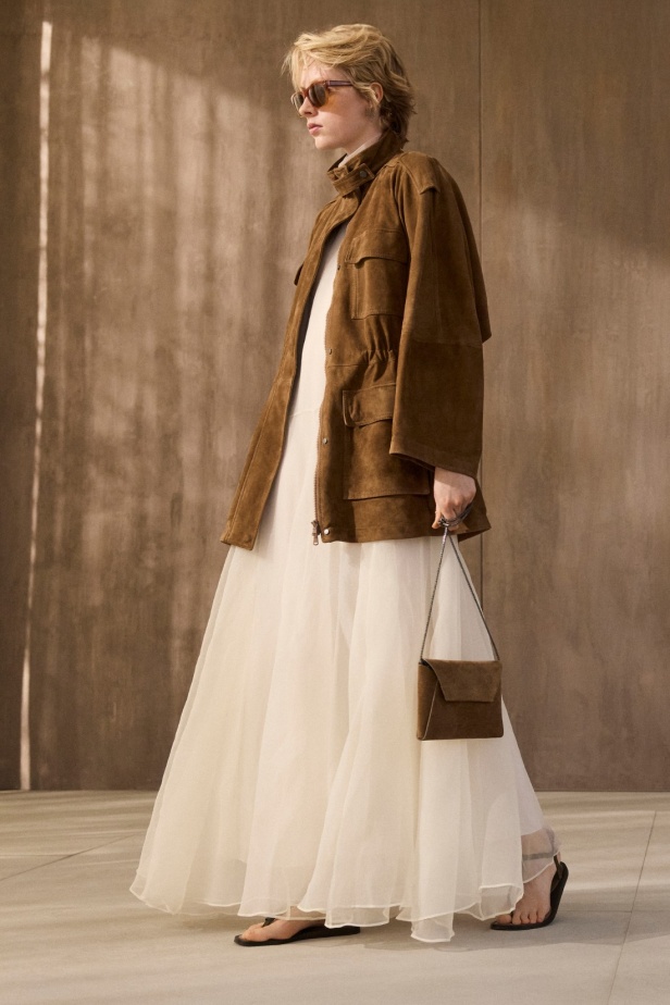 مجموعة Brunello Cucinelli لربيع وصيف 2026... استلهام الأناقة من قوى الطبيعة الأربعة