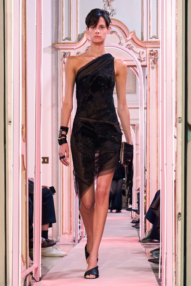 مجموعة Elisabetta Franchi لربيع 2026