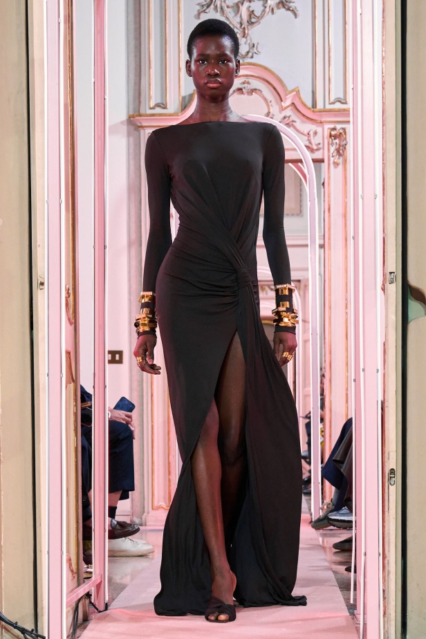 مجموعة Elisabetta Franchi لربيع 2026