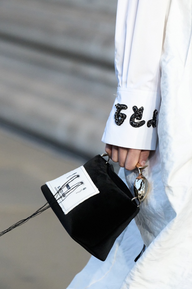 الطبعات عنوان مجموعة Erdem لربيع 2026