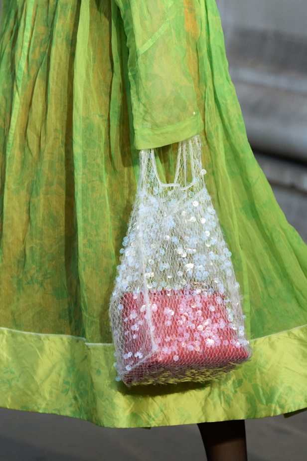 الطبعات عنوان مجموعة Erdem لربيع 2026