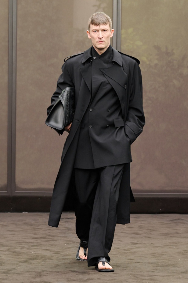 مجموعة Ferragamo تعود إلى حقبة العشرينيات بلمسة عصرية متجددة