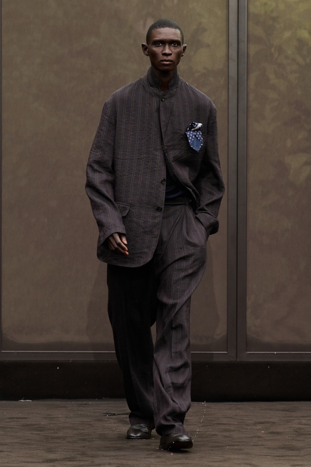 مجموعة Ferragamo تعود إلى حقبة العشرينيات بلمسة عصرية متجددة