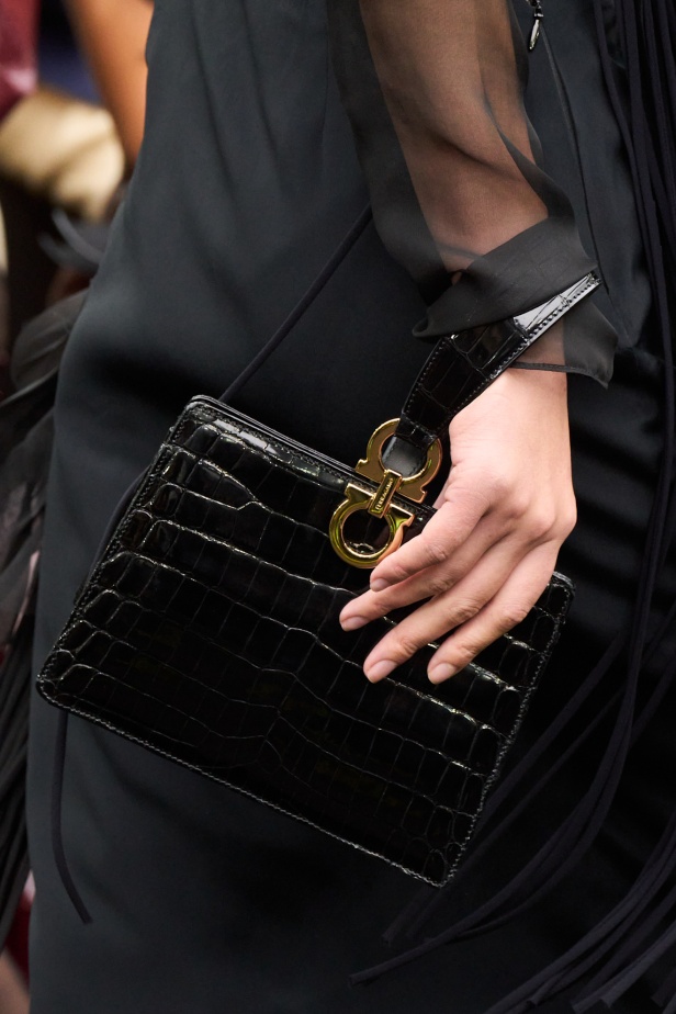 مجموعة Ferragamo تعود إلى حقبة العشرينيات بلمسة عصرية متجددة