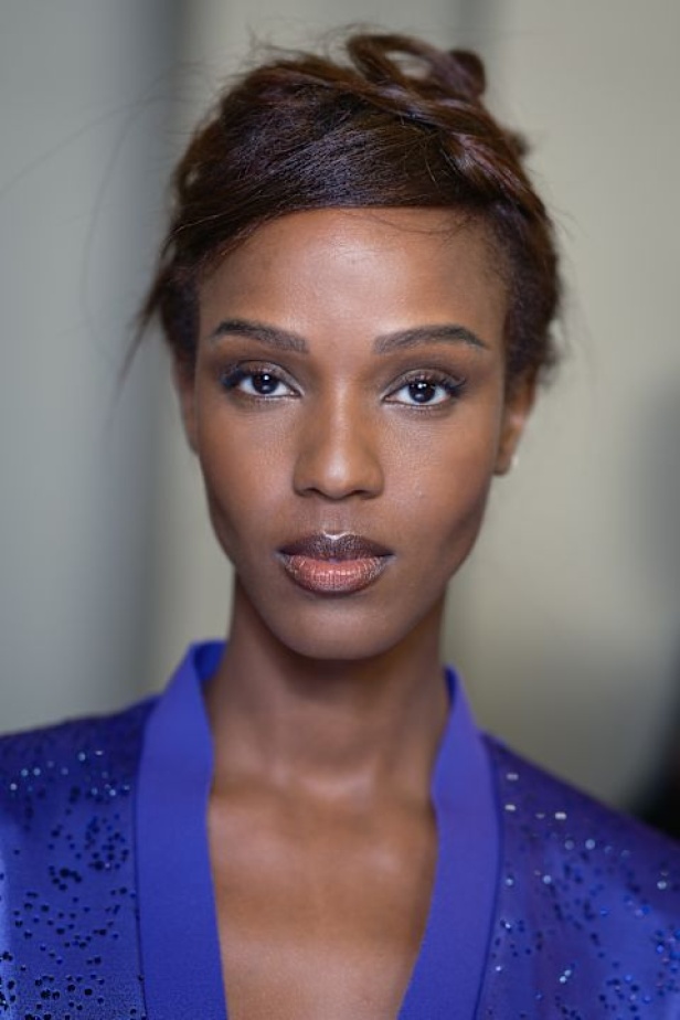 "جورجيو أرماني" يقدّم درسًا أخيرًا بالأناقة في مجموعة ربيع 2026... عرض تحوّل إلى وداع مؤثّر 