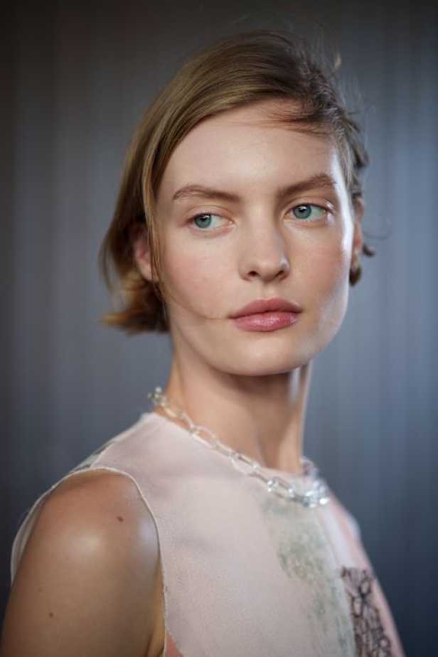 عرض أزياء Jason Wu لربيع وصيف 2026