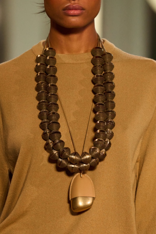 مجموعة مايكل كورس فلسفة قائمة على الجمال الطبيعي