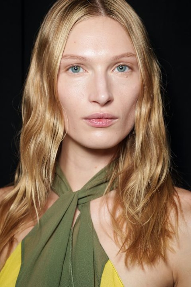 مجموعة اوف وايت لموسم ربيع 2026 بعنوان Pop Romance